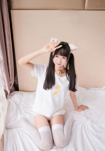 年轻的嫂子三级电影