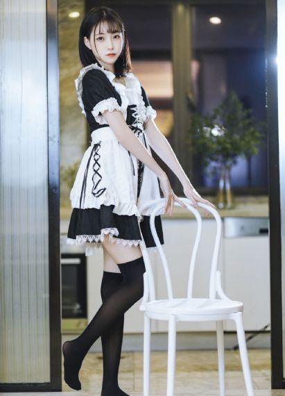 写作业坐在捧捧上面的句子