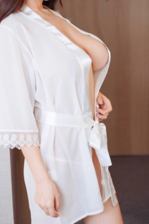 最美情侣免费视频完整版