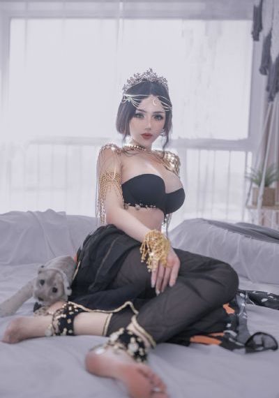 男女边摸边吃奶边做爰动漫
