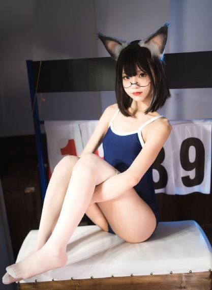 迷人的女教师风间由美中文字幕