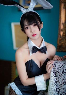 四月女友